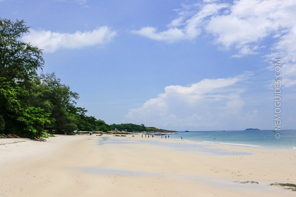 Ko Samet's beaches are long and beautiful – and often very quiet too.