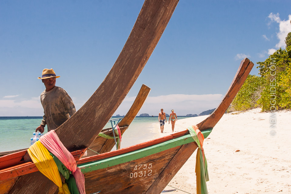 Island hopping in deserted islands is the best way to spend days on Ko Lipe.