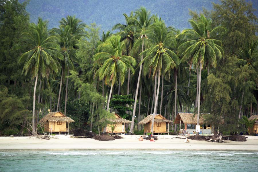thailand-beach-bungalow