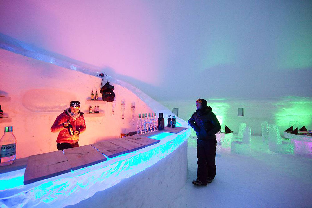What about a drink in the ice bar in Ylläs? Picture: Riku Pihlanto.